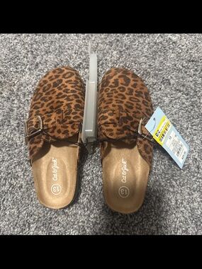 Cat & Jack Leopard Print Slide Mules in Brown & Black